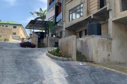 5 Bedroom Semi-Detached Terrace