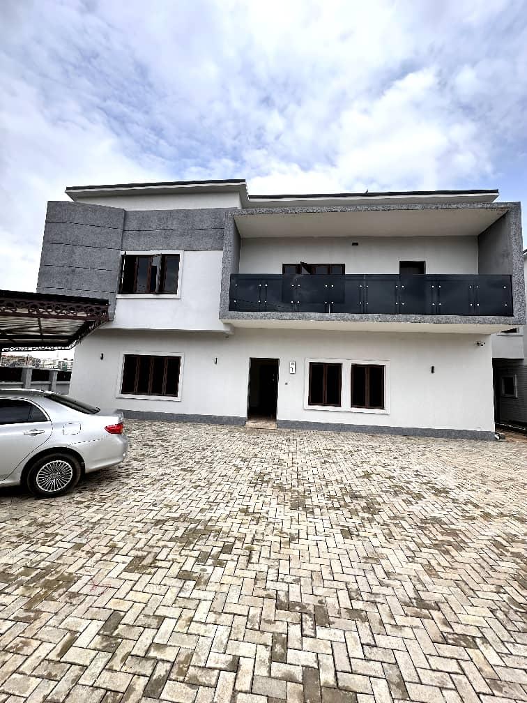 5-Bedroom Detached Duplex in Jahi