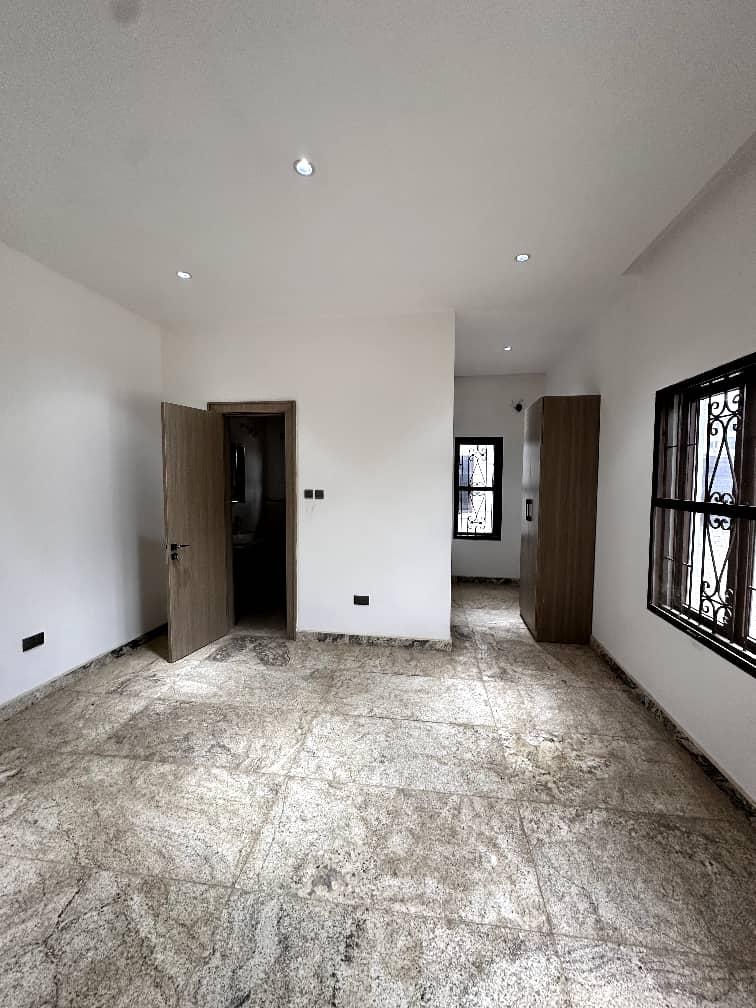 5-Bedroom Detached Duplex in Jahi